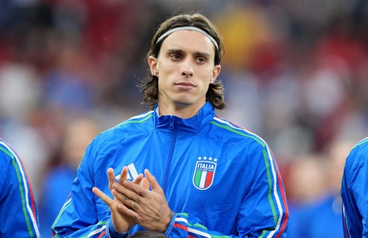 ޔޫރޯގެ ނާކާމިޔާބަށް ފަހު އިޓަލީގެ ކަލަފިއޯރީ ރާއްޖޭގައި