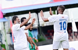 From Monday's friendly match with PSG legend Jay-Jay Okocha, organized by Ooredoo.-- Photo: Nishan Ali / Mihaaru