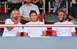 From Monday's friendly match with PSG legend Jay-Jay Okocha, organized by Ooredoo.-- Photo: Nishan Ali / Mihaaru