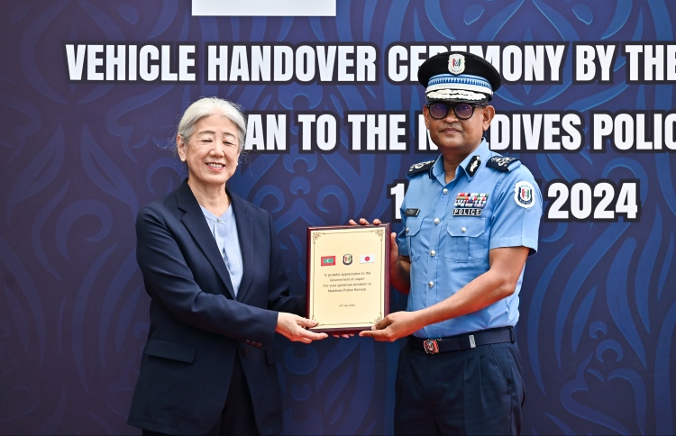 ޖަޕާނުން ދިވެހި ފުލުހުންނަށް ގިނަ އަދަދެއްގެ ވެހިކަލް