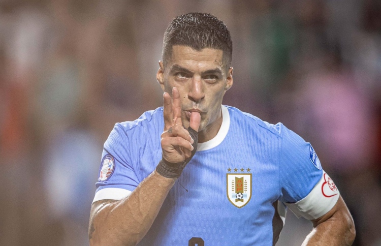 އުރުގުއޭއަށް ތިންވަނަ، ސުއަރޭޒްގެ ފަހުމެޗަށްވެސް ވެދާނެ