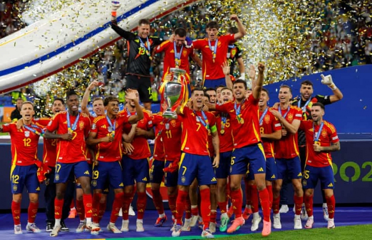 ޔޫރަޕްގެ ޗެމްޕިއަންކަން ސްޕެއިން ހޯދައިފި