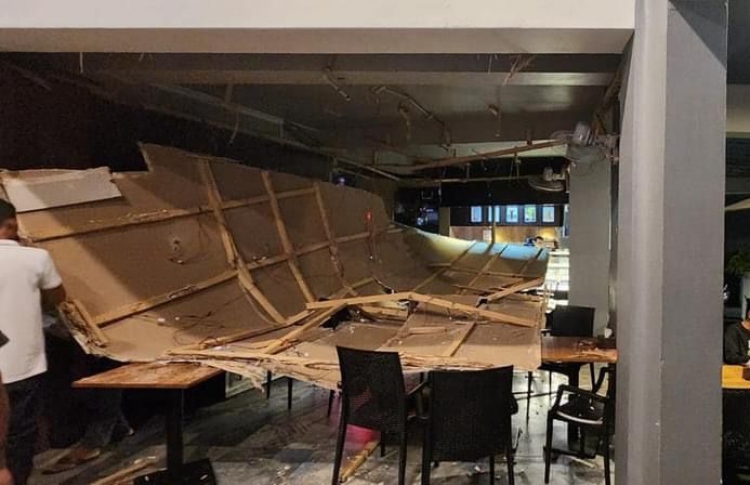 ވެއްޓުނީ އޮލިމްޕަސް ކެފޭ ހިންގާ މީހުން ހެދި ސީލިންގު