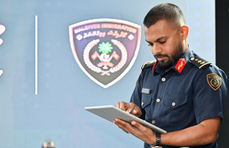 ޝަމްއާނަށް ކުރާ ތުހުމަތު: މީހަކު ދޫކޮށްލަން 5 ލައްކަ