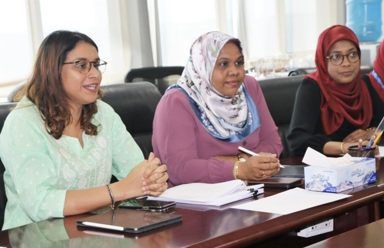 އެޗްއާރުސީއެމްއިން ކުރީ މުސާރަ ކުޑަވުމުގެ ޝަކުވާ!