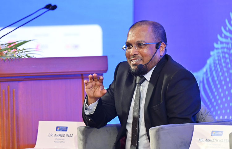 "މާލީ ބާޒާރަށް ހަރުދަނާ ފަނޑިޔާރުގެއެެއް މުހިއްމު"