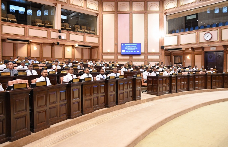 ޓްރައިބިއުނަލްގެ މެމްބަރުންތަކެއް ވަކިކުރަން ލަފާ ދީފި