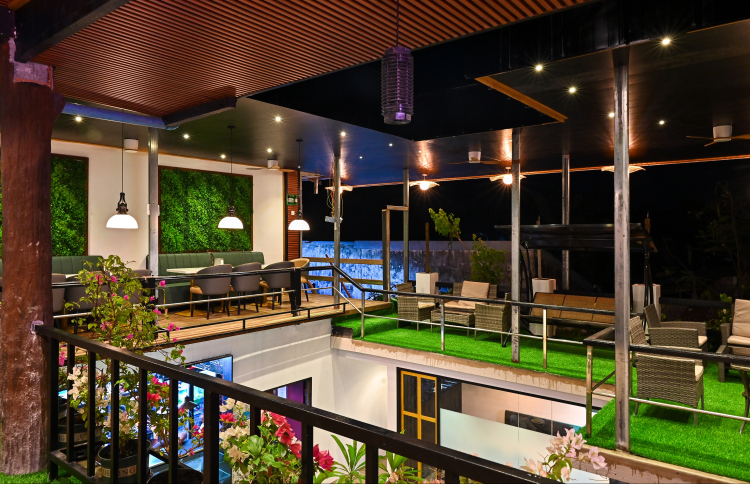 މި އާއިލާއިން "ވެޔޮގަނޑު" ފަތުރާލައި ހިތްހަމަޖެހިގެން