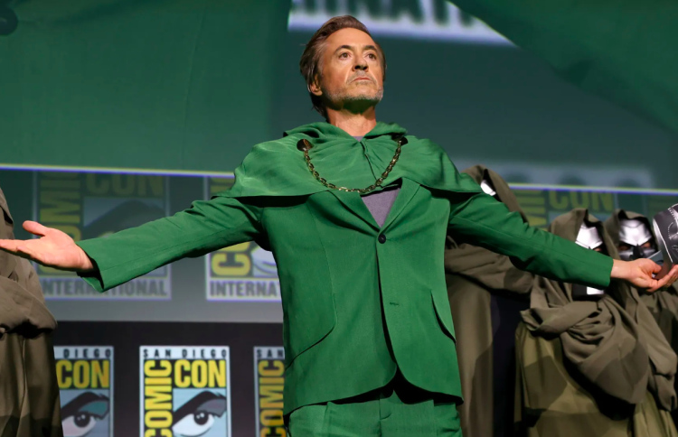 ރޮބާޓް ޑައުނީ އެނބުރި މާވެލް އަށް