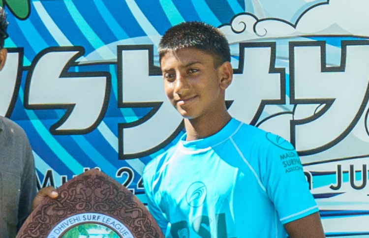 14 އަހަރުގެ ކަޔާން ސީނިއާ ސާފަރުން ސިއްސުވާލައިފި