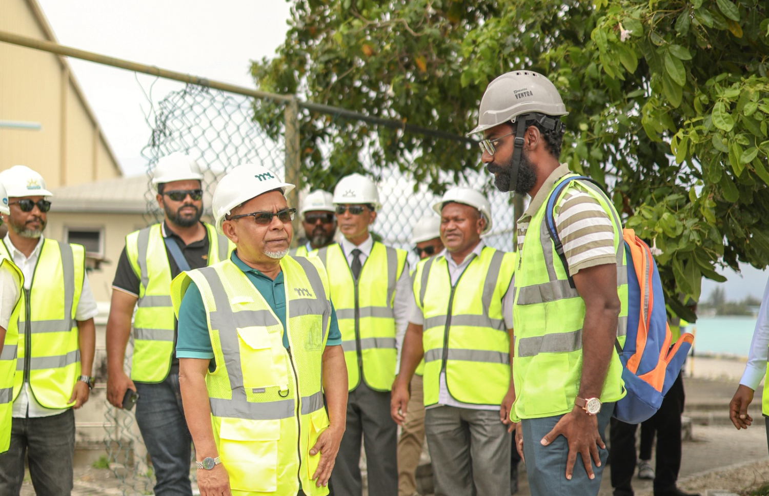 އައްޑު އަށް މުދާ ބޭލުމުގެ ކަންކަން ކުރިއަށް ގެންދާ ގޮތް އެމްޕީއެލްގެ ސީއީއޯ ވަޖީހު މިއަދު ބައްލަވާލައްވަނީ.---ފޮޓޯ: އެމްޕީއެލް