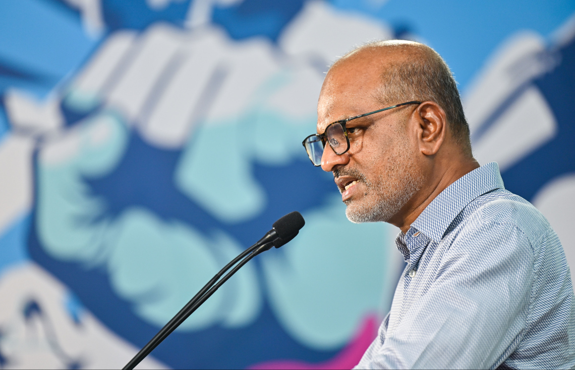 ދިއްގަރު ދާއިރާގެ މެމްބަރު އަދި މަޖިލީހުގެ ނައިބު ރައީސް އަހުމަދު ނާޒިމް ވާހަކަ ދައްކަވަނީ. -- ފޮޓޯ | ރައީސް އޮފީސް