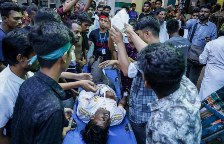 މުޒާހަރާކުރާނަމަ ހަމަލާދޭން ހަސީނާ އަމުރުކުރާ އޯޑިއޯއެއް