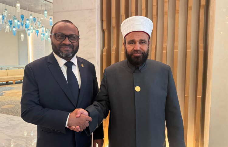 ފަލަސްތީނުގެ މިނިސްޓަރު ރާއްޖޭގައި ހުތުބާ ދޭން ދައުވަތު