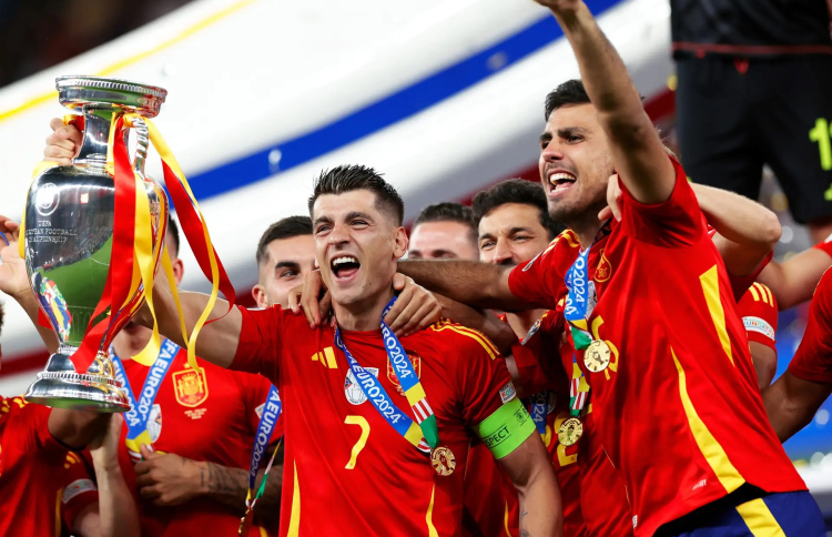 އުފާފާޅުކުރި ގޮތުން ރޮޑްރީ އާއި މޮރާޓާ އަށް އަދަބުދީފި