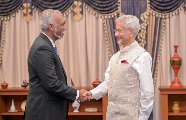 މާލީ ދަތިކަމުގައި ރާއްޖެއަށް އެހީވާން އިންޑިއާ ތައްޔާރު