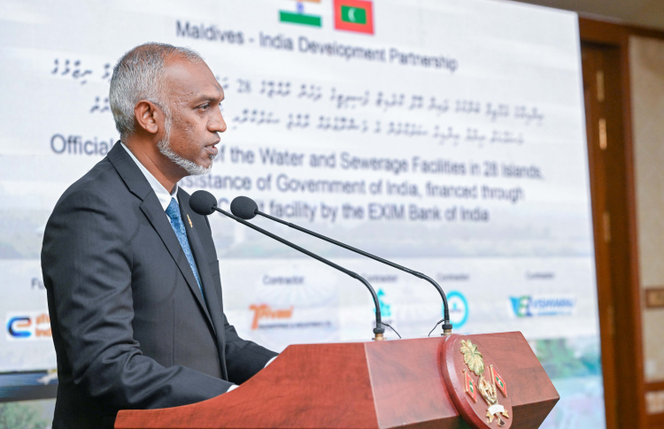 "ރޯގެ އެހީގައި ވެރިކަން ވައްޓާލުމުގެ ރޭވުމެއް ރޭވި"