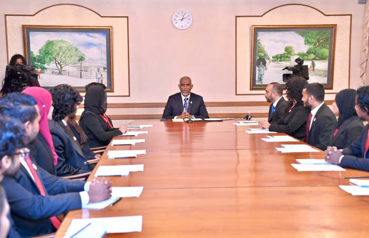 ޒުވާނުންނަށް ބަސް ނުބުނެވޭނެ އެއްވެސް ކަމެއް ނޯންނާނެ