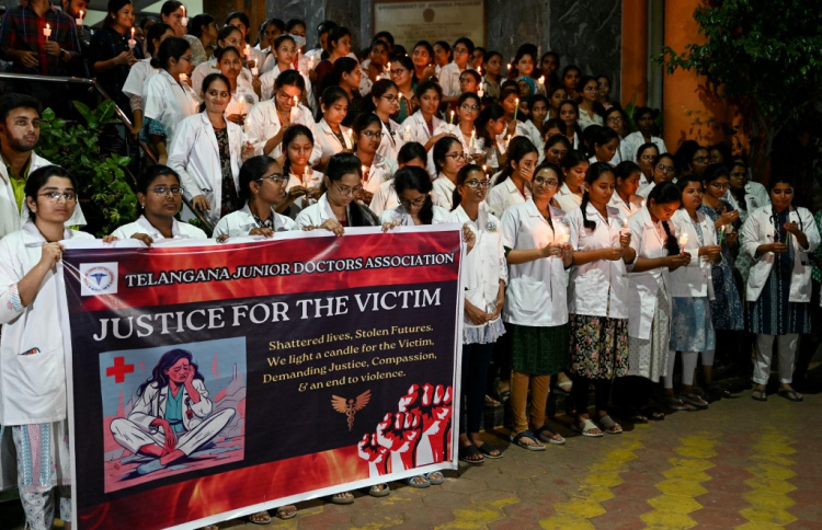 އިންޑިއާ ޑޮކްޓަރުންގެ ރައްކާތެރިކަން ބަލަން ޓާސްކްފޯހެއް