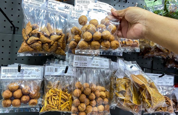 ވިޔަފާރި ބޭނުމަށް ގޭގައި ކާނާ ހެދޭނީ ވަކި ވަގުތަކު