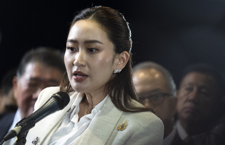 ތައިލެންޑުގެ ވެރިކަން ތަކްސިންގެ ދަރިކަނބަލުންނަށް