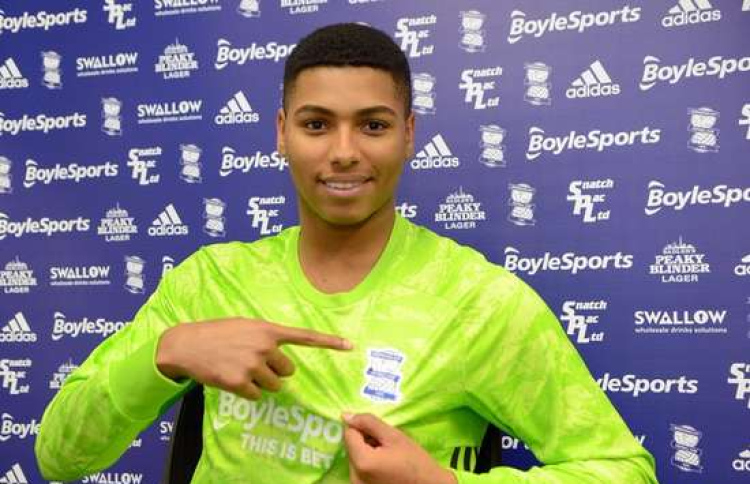 ރެއާލްގެ ކުރީގެ ކީޕަރު ޖަލުން މިނިވަންކޮށްފި!