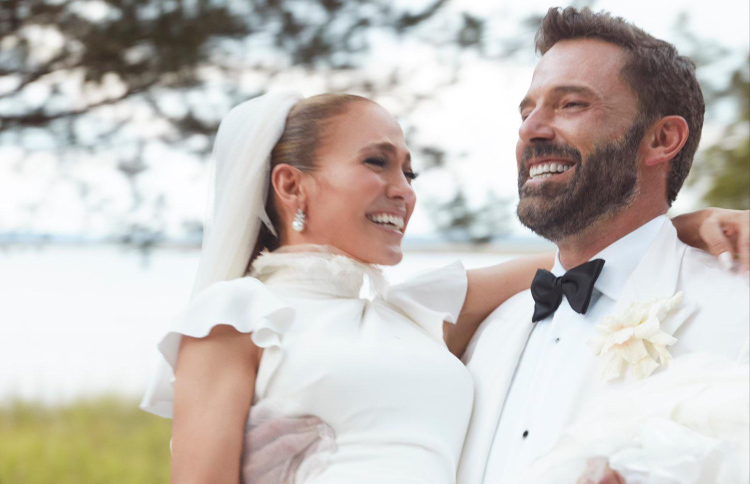 ކައިވެނީގެ އަހަރީ ދުވަހު ޖެނިފާ ވަރިވާން ނިންމައިފި