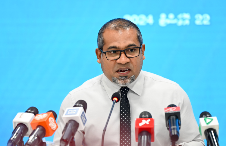 ޗާގޯސް ހޯދަން ނޫޅެޔޭ ކިޔަނީ އޮޅުވާލަން: ހަލީލް