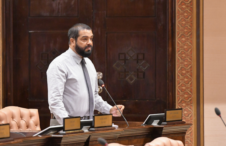 މެމްބަރު ސައްތާރު ކޯޓުގައި ވަކާލާތުކުރާތީ ސުވާލު