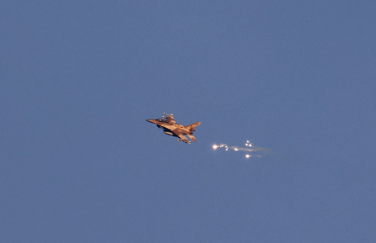 ޔޫކޭއިން އިޒްރޭލަށް ބައެއް ހަތިޔާރު ވިއްކުން ހުއްޓާލަނީ