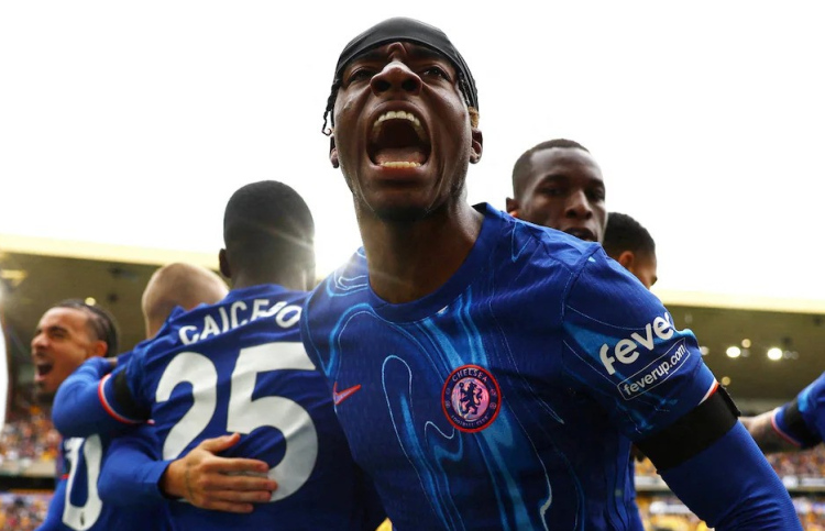 ހެޓްރިކް ހީރޯ މަޑުއޭކޭ މަޖުބޫރުވުމުން މައާފަށް އެދިއްޖެ