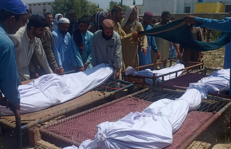 ޕާކިސްތާނުގައި މަގުމަތިން މެރި އަދަދު 39 އަށް