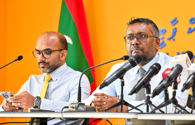 އަންނަ އަހަރުގެ ބަޖެޓާ މެދު ފައްޔާޒުގެ ކަންބޮޑުވުން