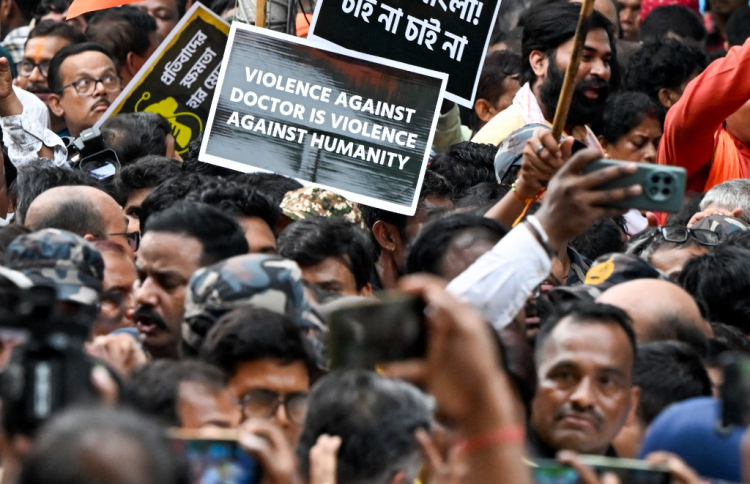 ޑޮކްޓަރު ރޭޕްކޮށް މަރާލުމުގެ ދައުވާއަށް އިންކާރުކޮށްފި