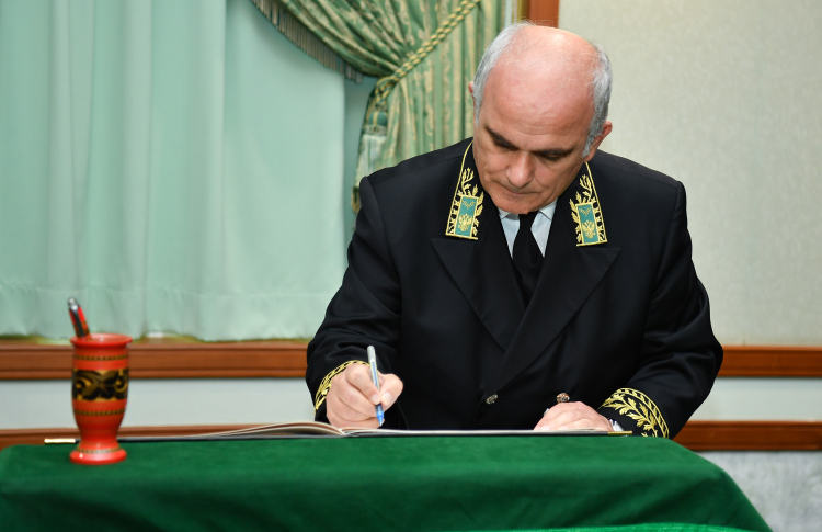 ރަޝިޔާއާ ދެކޮޅަށް ނަޝީދު ހުންނެވުމުން ސަފީރުގެ ނުރުހުން