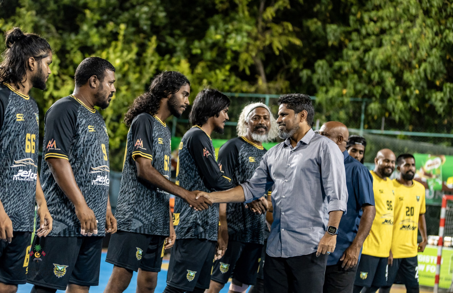 މުބާރާތެއް ޝަރަފުވެރިކޮށްދެއްވަން ތޮލާލް ބައިވެރިވެވަޑައިގަންނަވަނީ: އޭނާ ވަނީ ގާތްގަނޑަކަށް ތިން ދައުރުގައި އެތުލެޓިކްސް އެސޯސިއޭޝަންގެ ރައީސްކަން ކުރައްވާފައި. -- ފައިލް ފޮޓޯ: ސްޕޯޓްސް މިނިސްޓްރީ