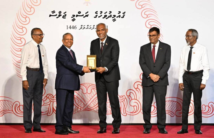 ގައުމިއްޔަތުގެ މަތީ ޝަރަފު ސަލާހުއްދީނުގެ ހަނދާނަށް