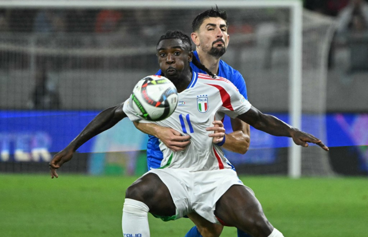 އިޓަލީ އެއް ވަނައިގައި، ފްރާންސަށް ފުރަތަމަ މޮޅު