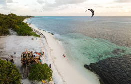 People preparing to kite surf at Kite beach, Kendhikulhudhoo -- Photo: Wind Warriors