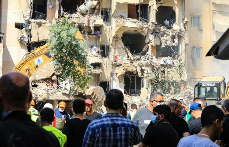 ބޭރޫތަށް އިޒްރޭލުން ހުއްޓުމެއްނެތި ހަމަލާދެނީ