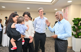 President Dr Mohamed Muizzu convening with the Maldivian community residing in New York and neighboring areas during his ongoing trip to the USA . -- Photo: President's Office