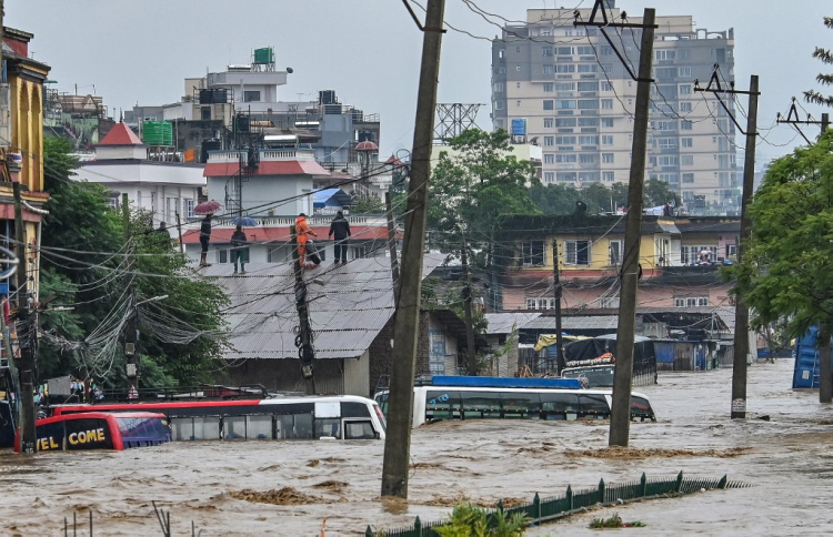 ނޭޕާލްގައި ފެންބޮޑުވެ 59 މީހުން މަރުވެއްޖެ