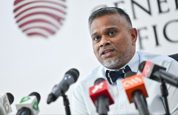 ހިޔާނާތުގެ ތަހުގީގުތައް ހިނގާ ގޮތް ޕީޖީން ބަލަނީ