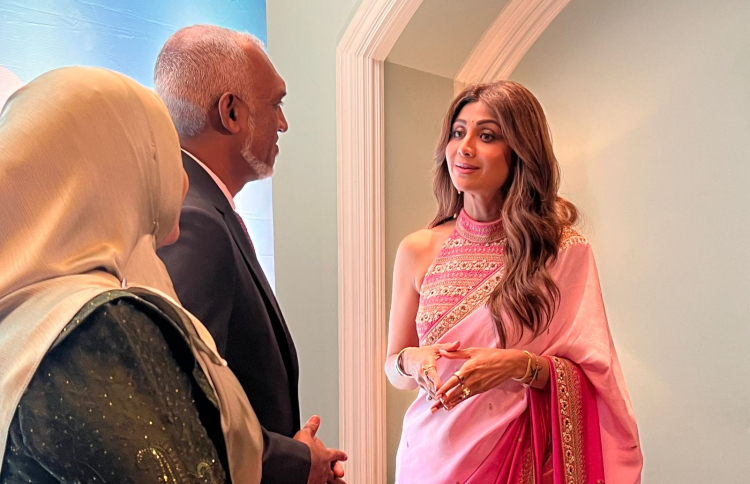 ބޮލީވުޑް ތަރިންގެ ހާއްސަ ވަގުތުކޮޅެއް ރާއްޖެ އަށް