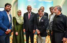 The President poses for a photo with some Bollywood personalities at an event in Mumbai to promote Maldives tourism and business --- Photo/President's Office