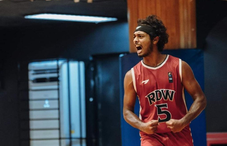 އާއިލީ ކުޅިވަރު މިހާރު ދިރުވަނީ ޒައިދާން