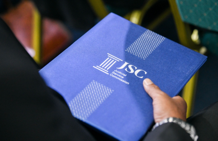 ފަނޑިޔާރުކަމުން ވަކިވެވޭ މުއްދަތު ކުރުވެ ބޮޑު ބަދަލެއް