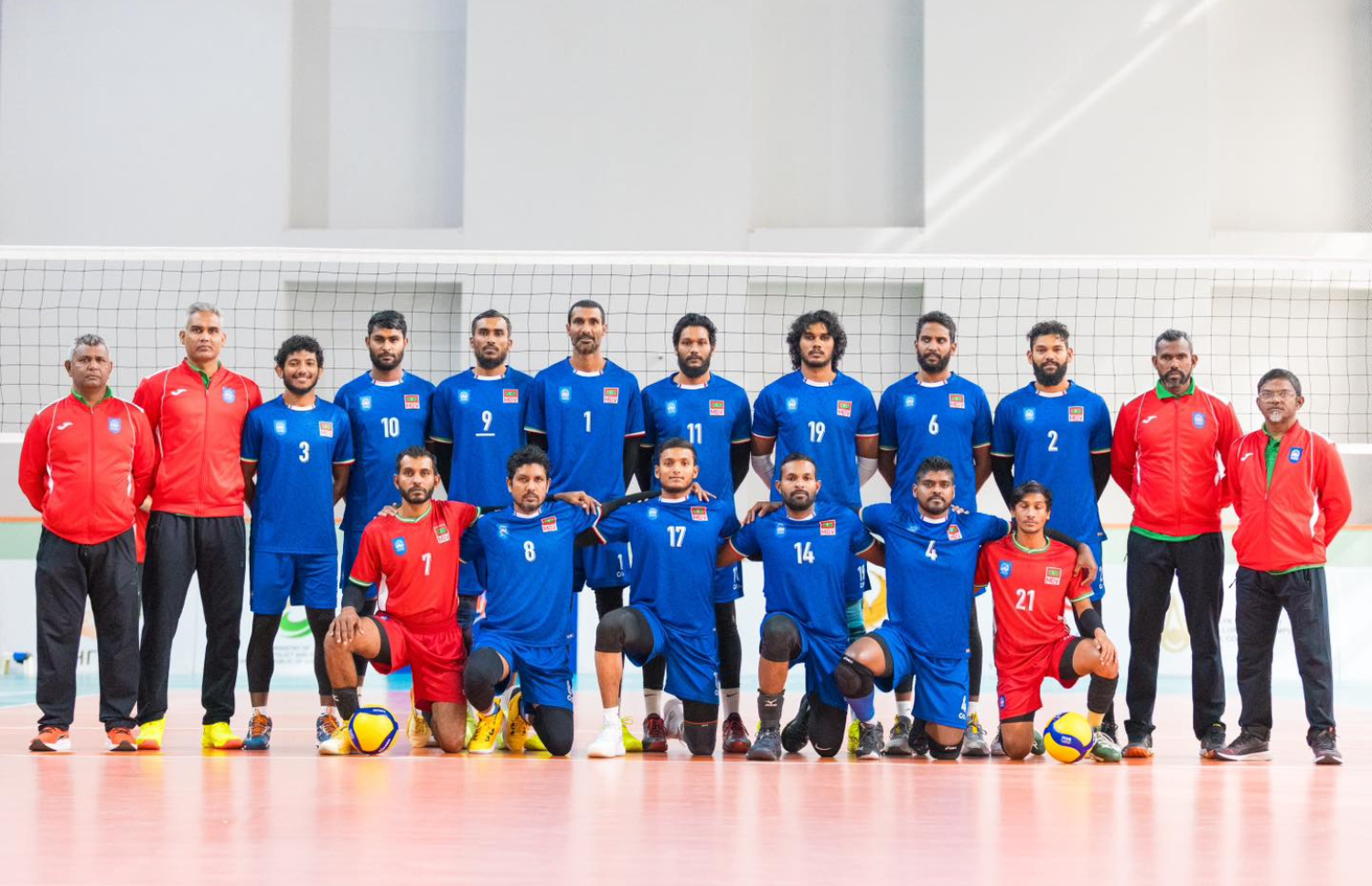 ގައުމީ ޓީމުން މިދިޔަ އަހަރު ބޭއްވި ތަމްރީނުތަކުގެ ތެރެއިން .-- ފޮޓޯ: ކާވާ