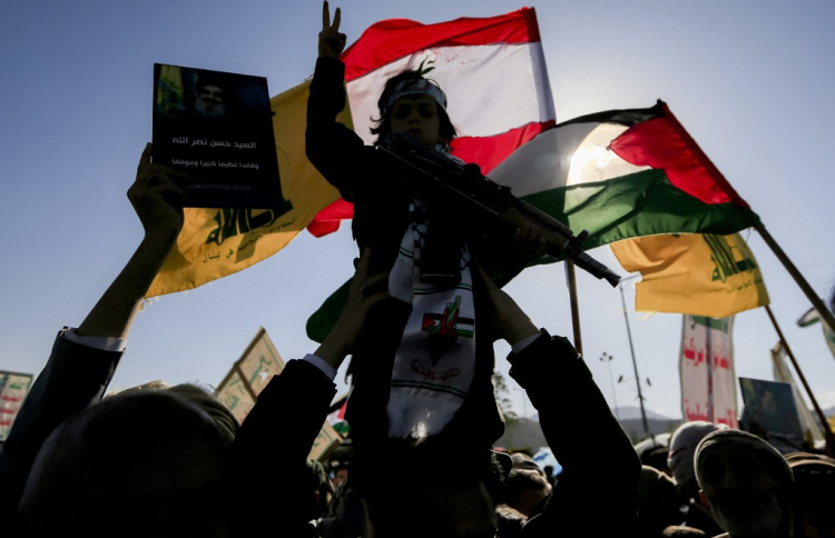 އިޒްރޭލާއި ހިޒްބުﷲގެ ހަމަލާތައް މެދުކަނޑާލަނީ