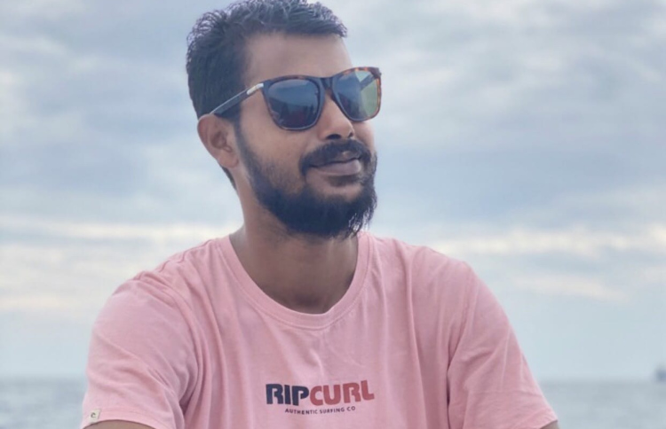 ހޭންޑްބޯޅައިގެ ޖީއެސް އަންވަރު މަގާމުން ވަކިކޮށްފި